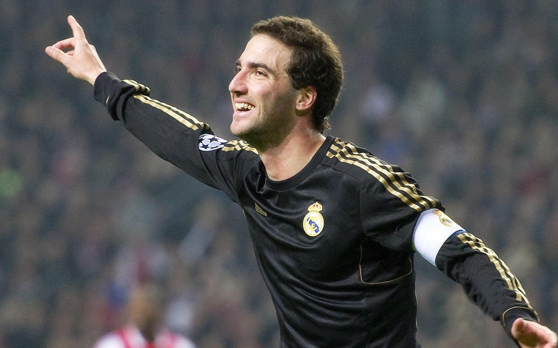 英格拉姆独舞达拉斯,深圳队鏖战独行侠的启示录