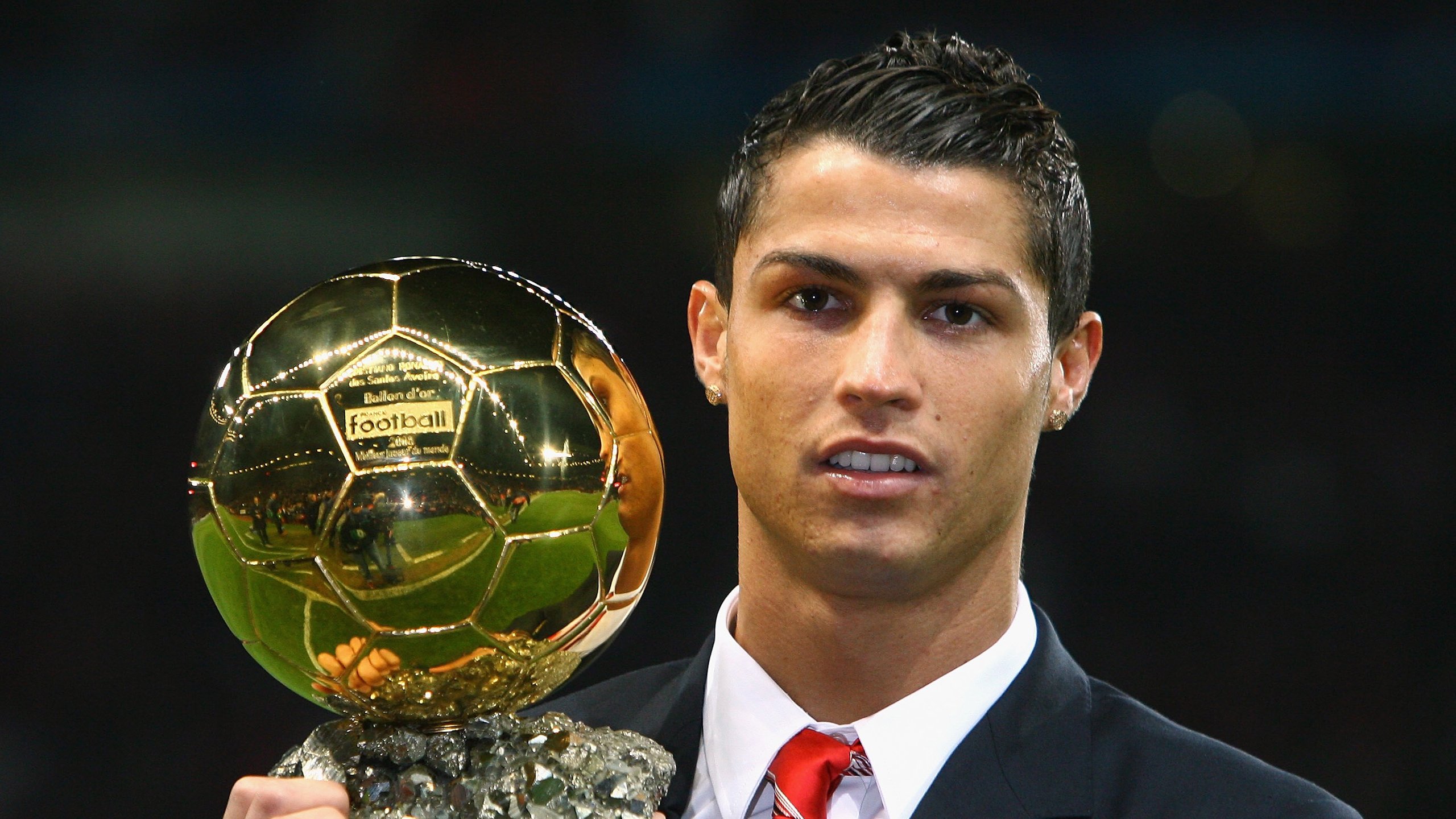 伊萨克终场神迹,巴西绝杀巴拉圭,世界排名争夺战迎来新王