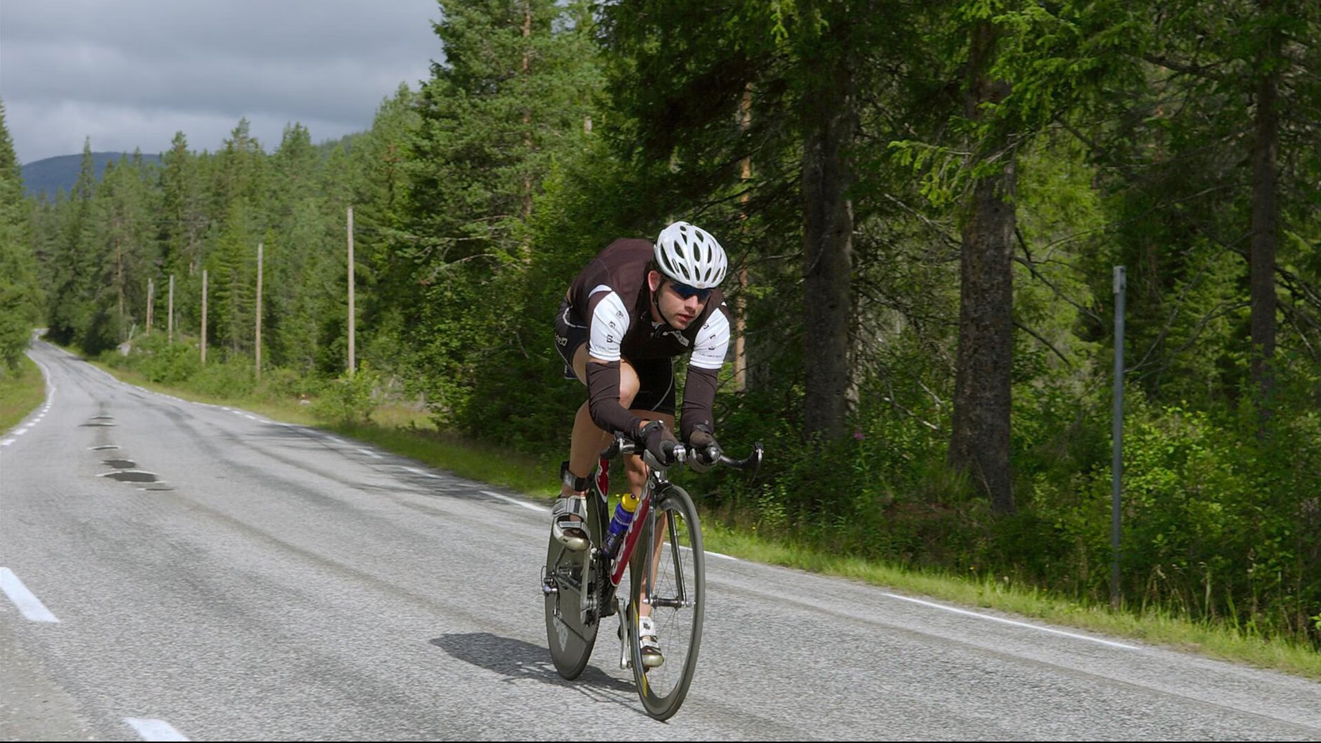 骑士铁蹄踏破印城,恩比德攻防一体诠释统治力